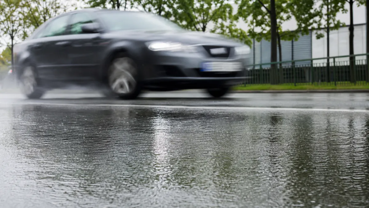 Voiture radar : comment les reconnaître et les éviter en 2026