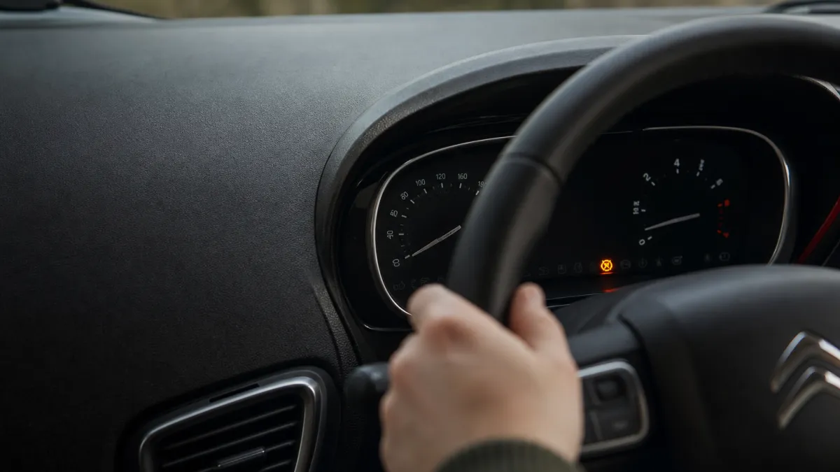 Voyant tableau de bord Citroën C3 : guide et significations